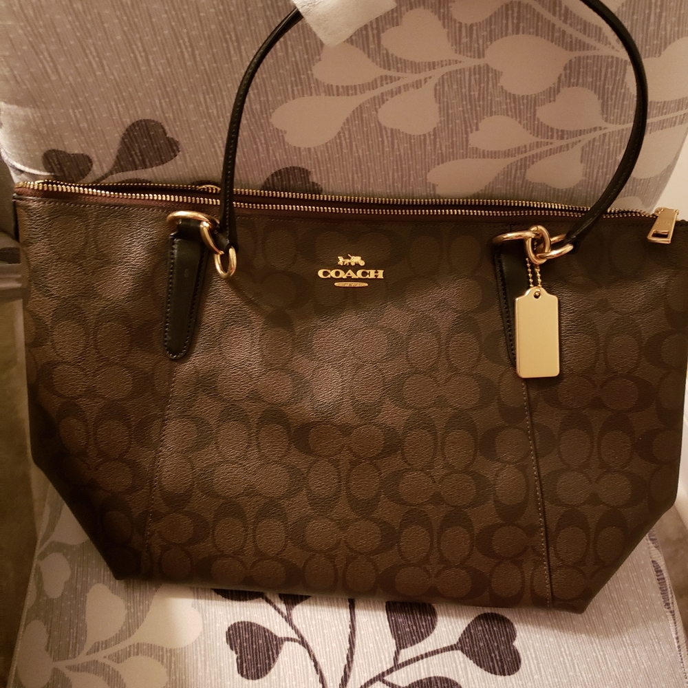 Coach purse